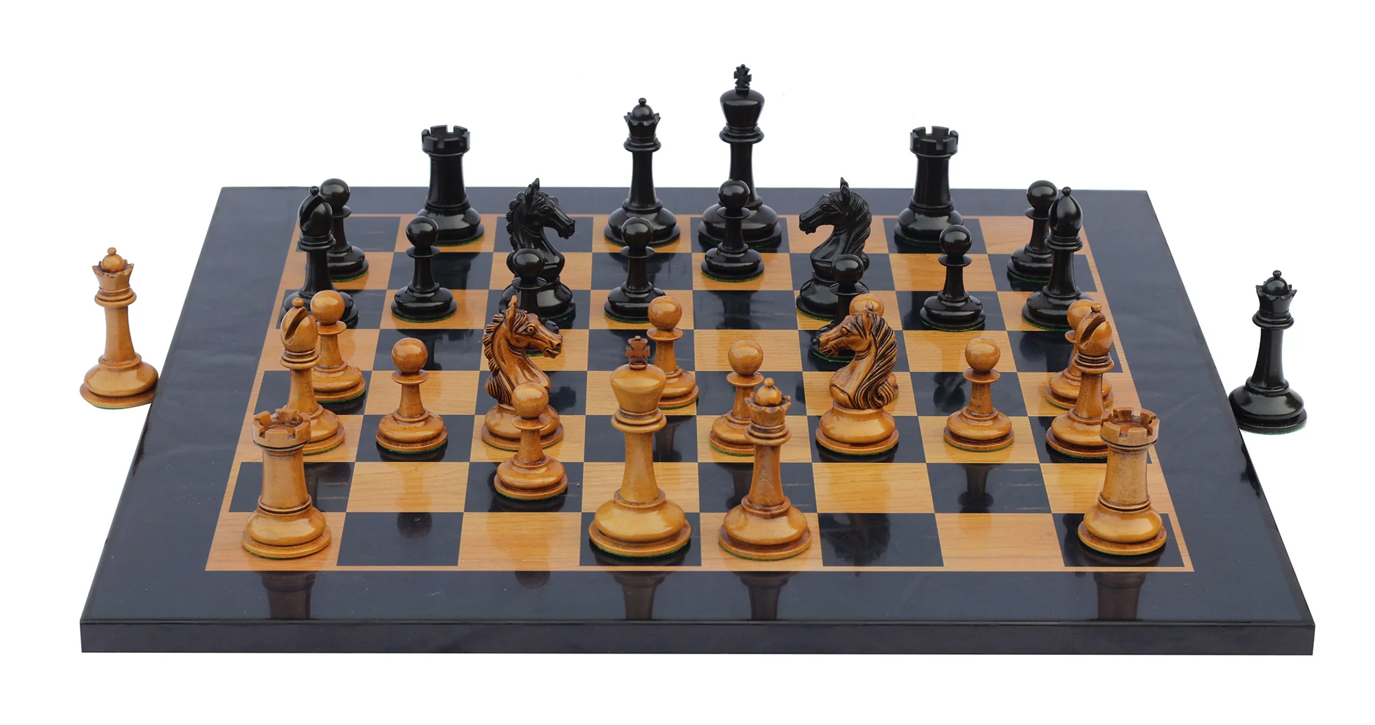 Warrior Series 4" Premium Staunton Chess Set in Ebony and Distressed Box Wood - Image 12