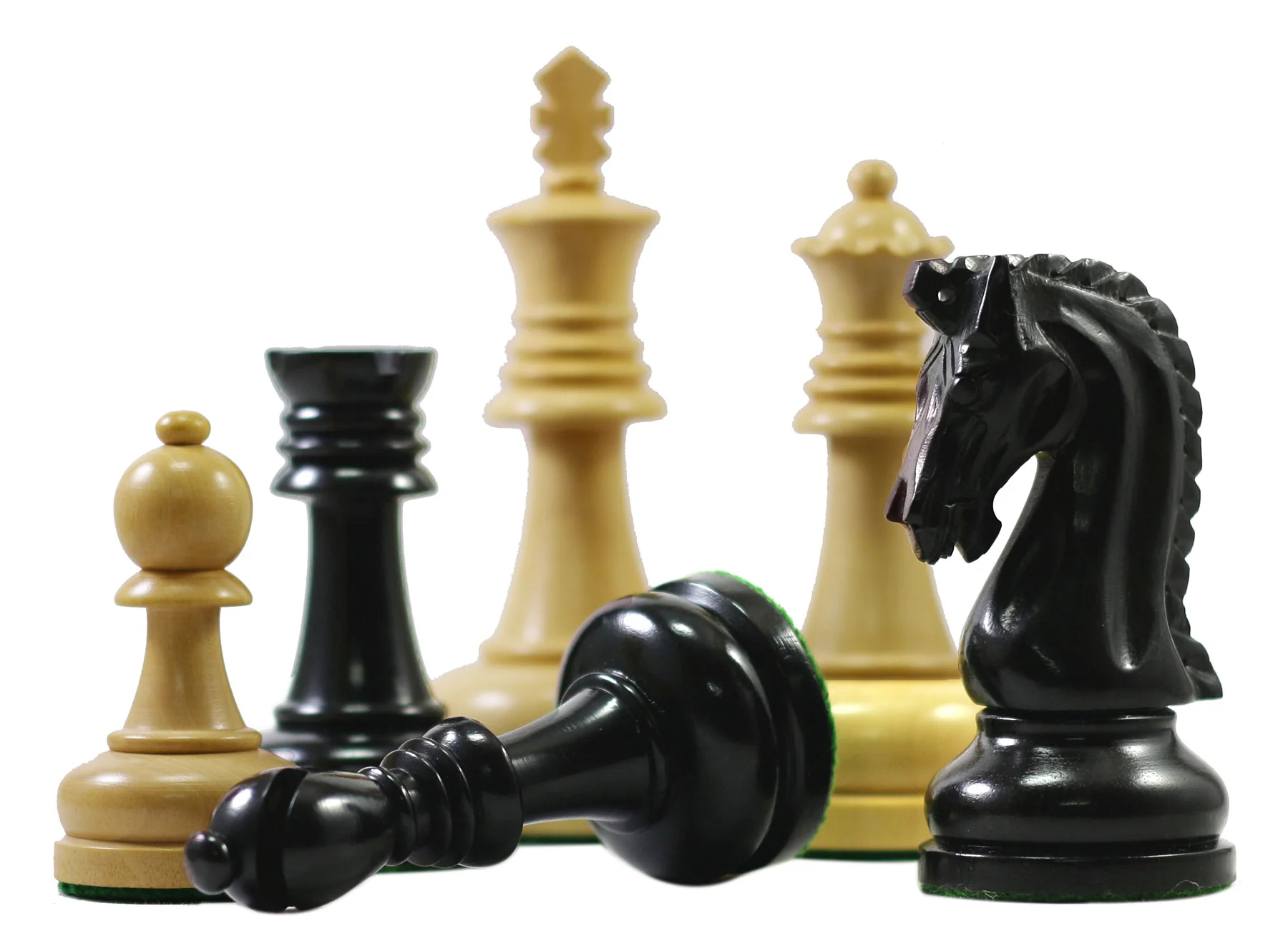 Augusta Series 4.125" Premium Staunton Chess Set in Ebony and Box Wood - Image 7