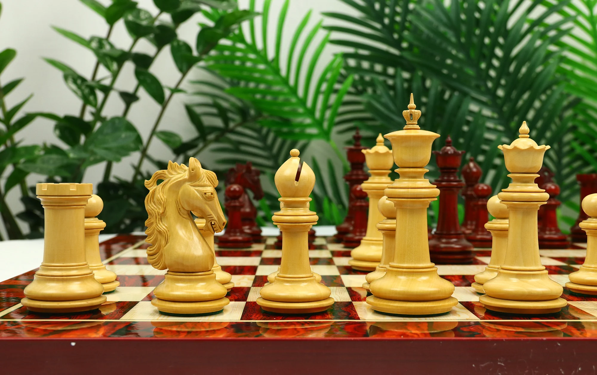 Danum Series 4.4" Premium Staunton Chess Set in Boxwood & Blood Rosewood - Image 20
