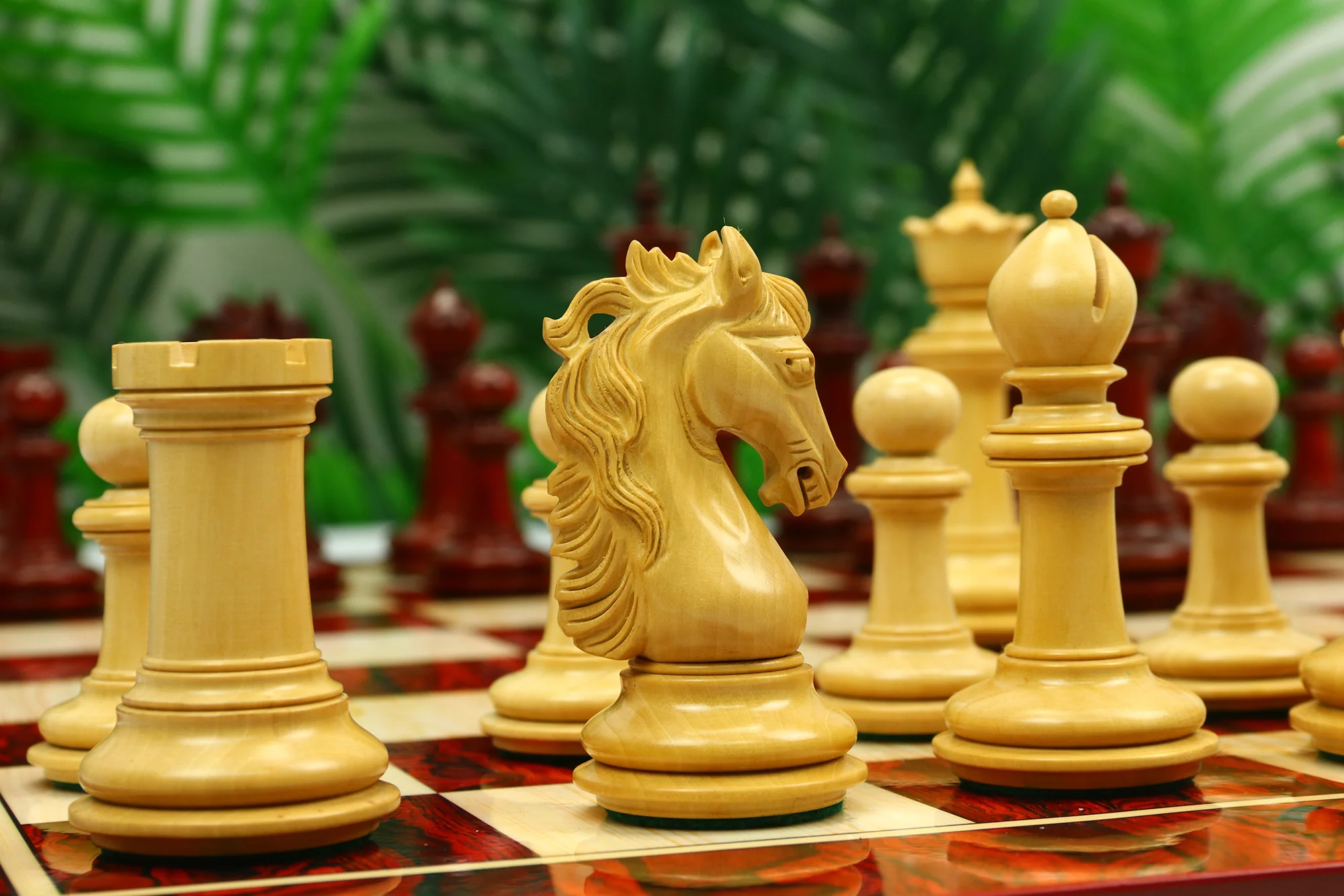 Danum Series 4.4" Premium Staunton Chess Set in Boxwood & Blood Rosewood - Image 22