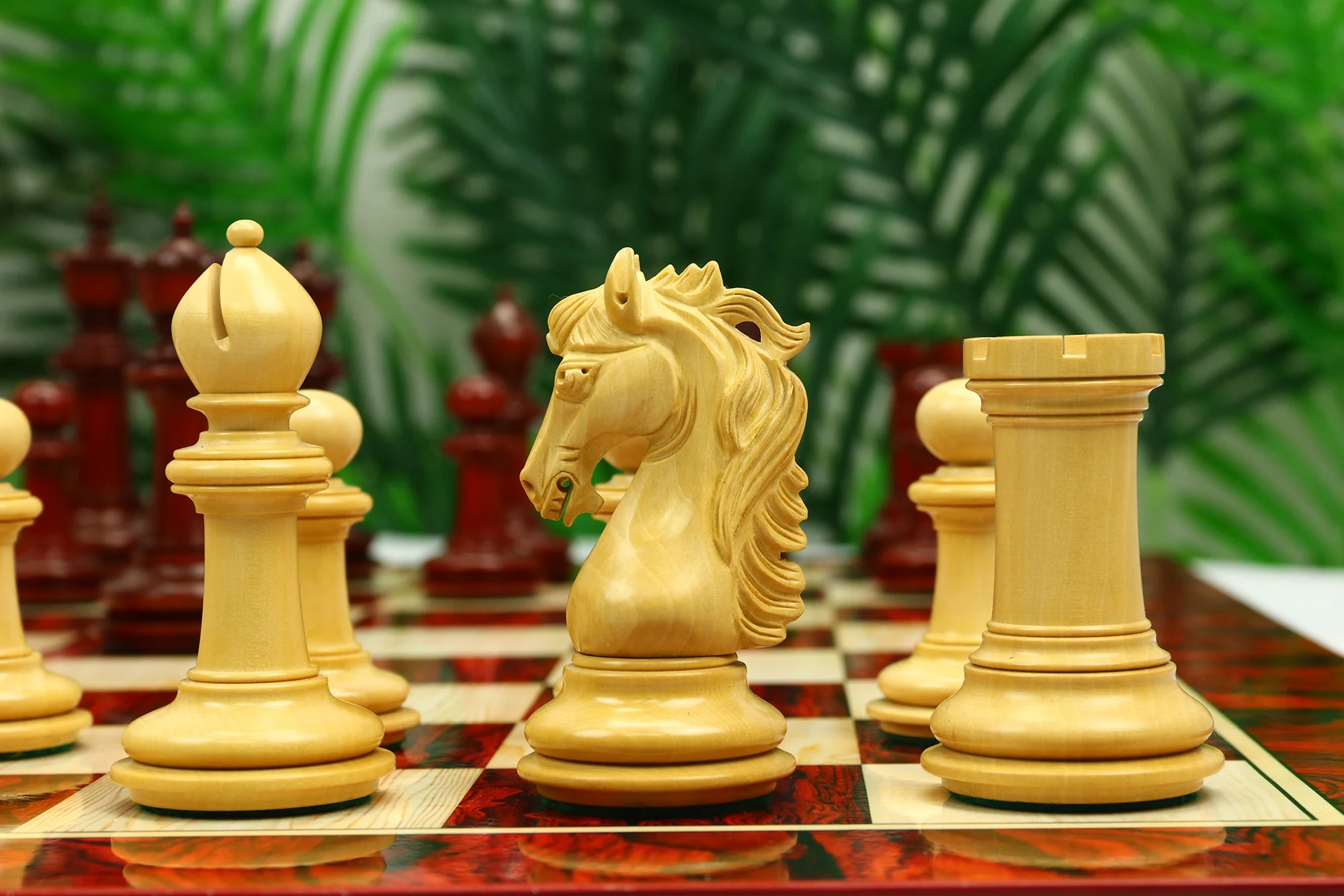 Danum Series 4.4" Premium Staunton Chess Set in Boxwood & Blood Rosewood - Image 25