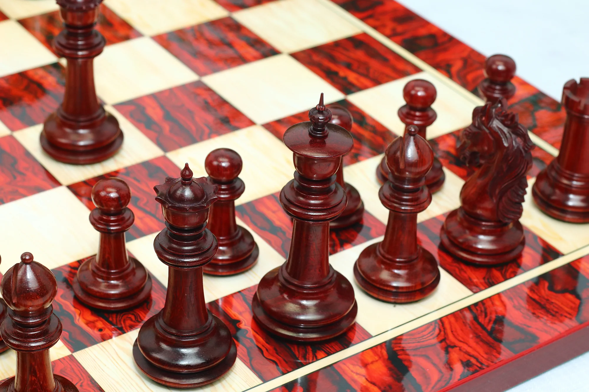 Danum Series 4.4" Premium Staunton Chess Set in Boxwood & Blood Rosewood - Image 30