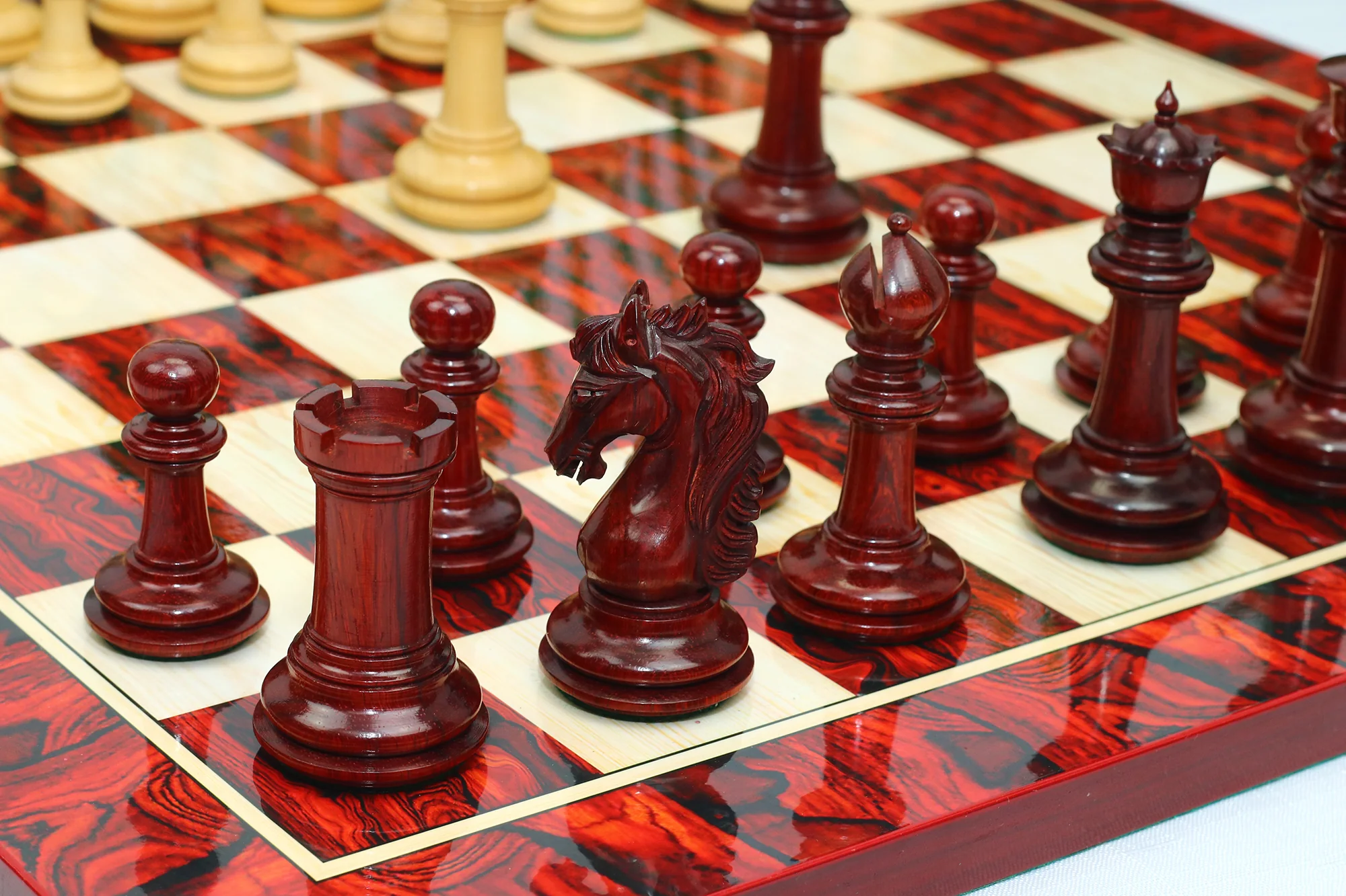 Danum Series 4.4" Premium Staunton Chess Set in Boxwood & Blood Rosewood - Image 31