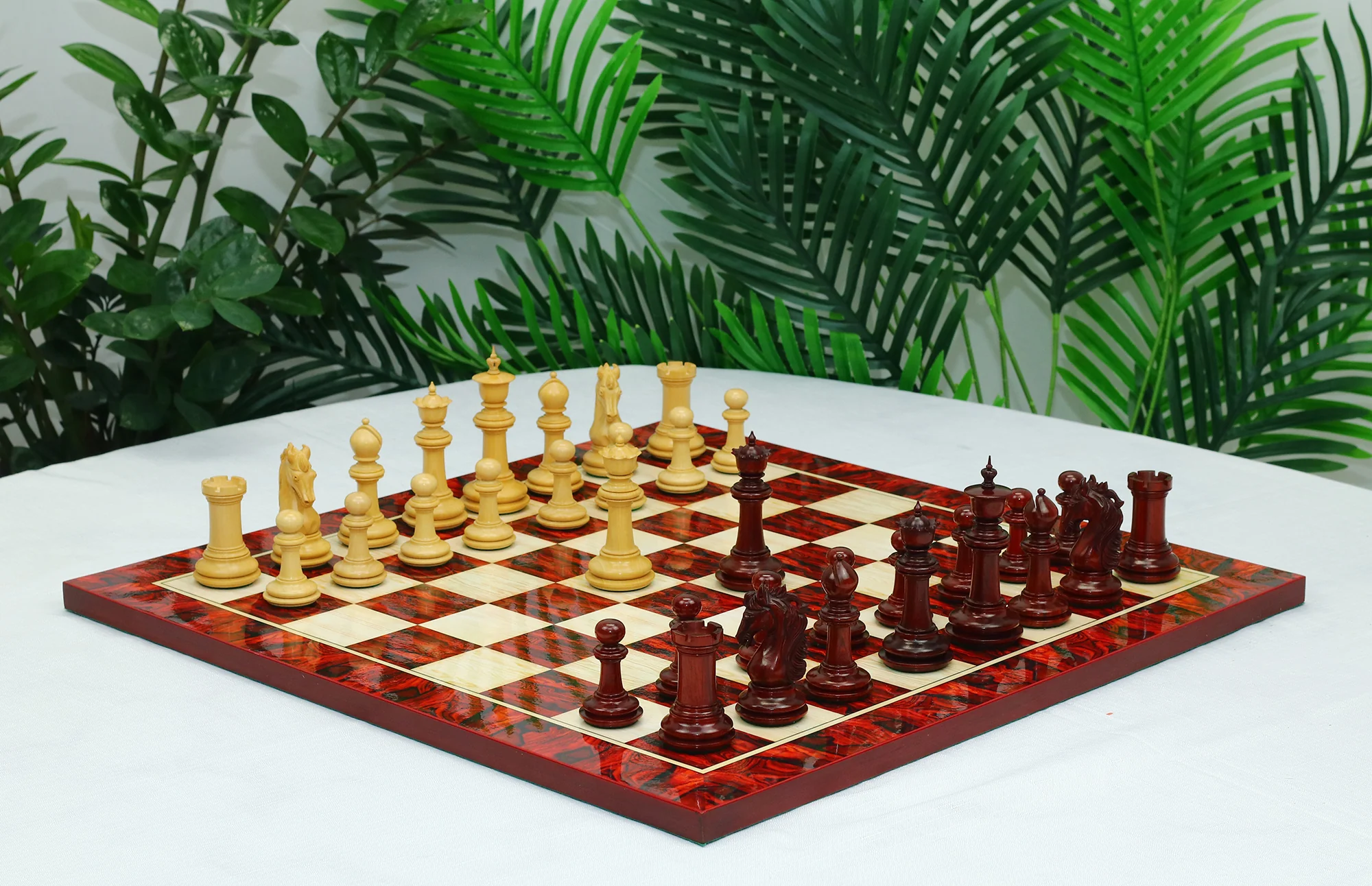 Danum Series 4.4" Premium Staunton Chess Set in Boxwood & Blood Rosewood - Image 32