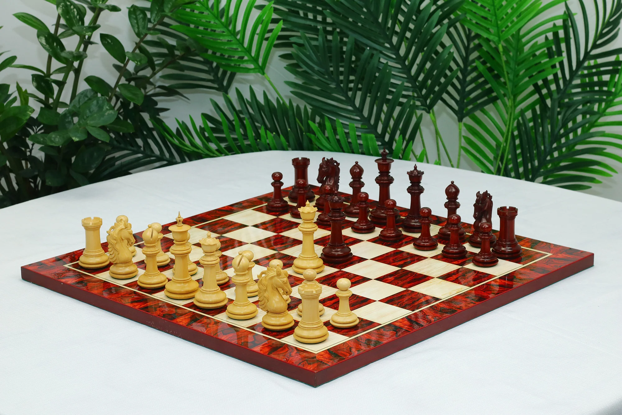 Danum Series 4.4" Premium Staunton Chess Set in Boxwood & Blood Rosewood - Image 38