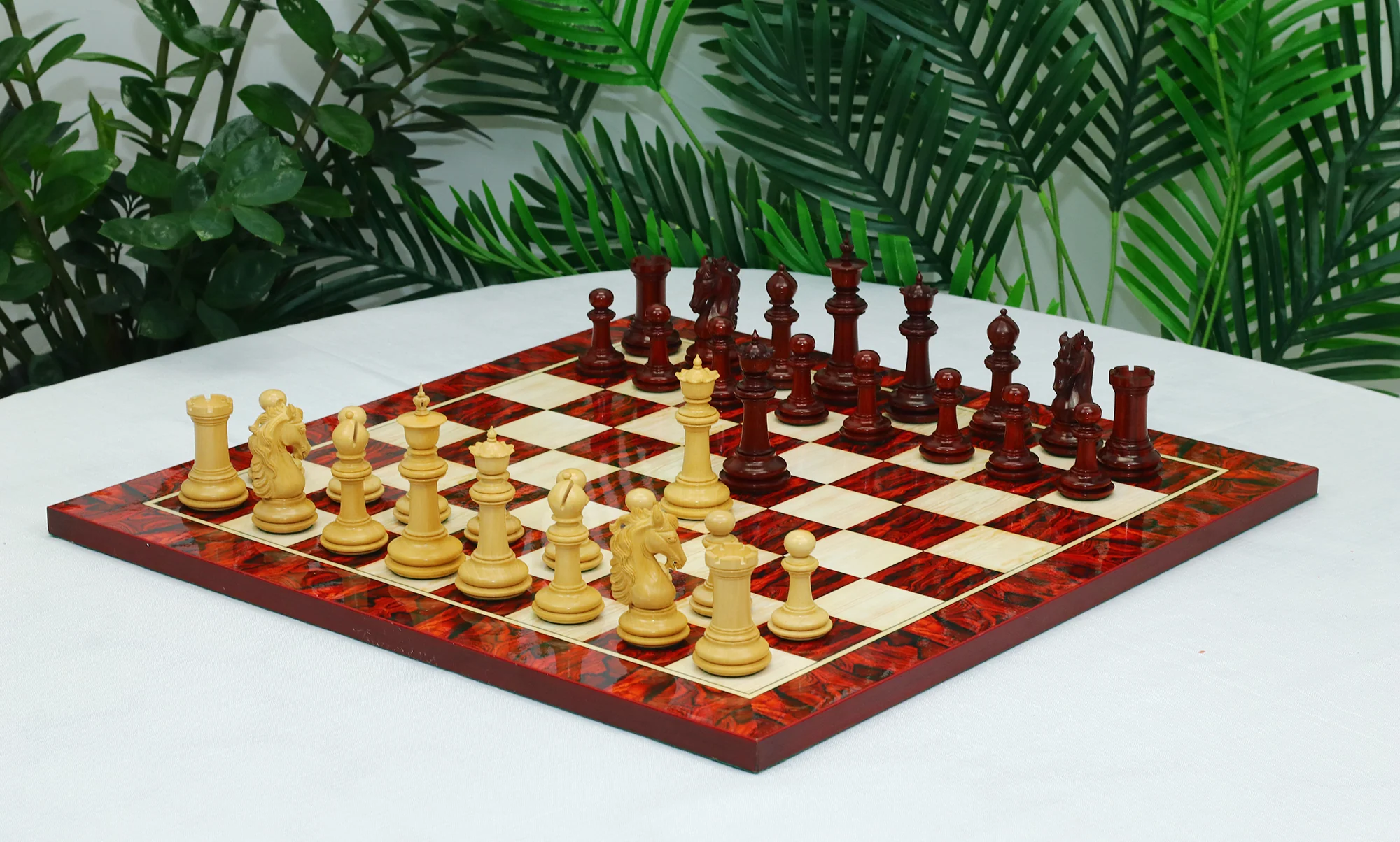 Danum Series 4.4" Premium Staunton Chess Set in Boxwood & Blood Rosewood - Image 39
