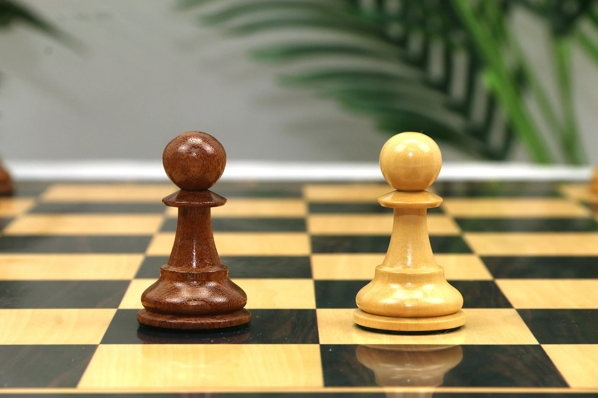 Leningrad Series 4"  Staunton Chess set in Golden Rosewood & Boxwood - Image 13