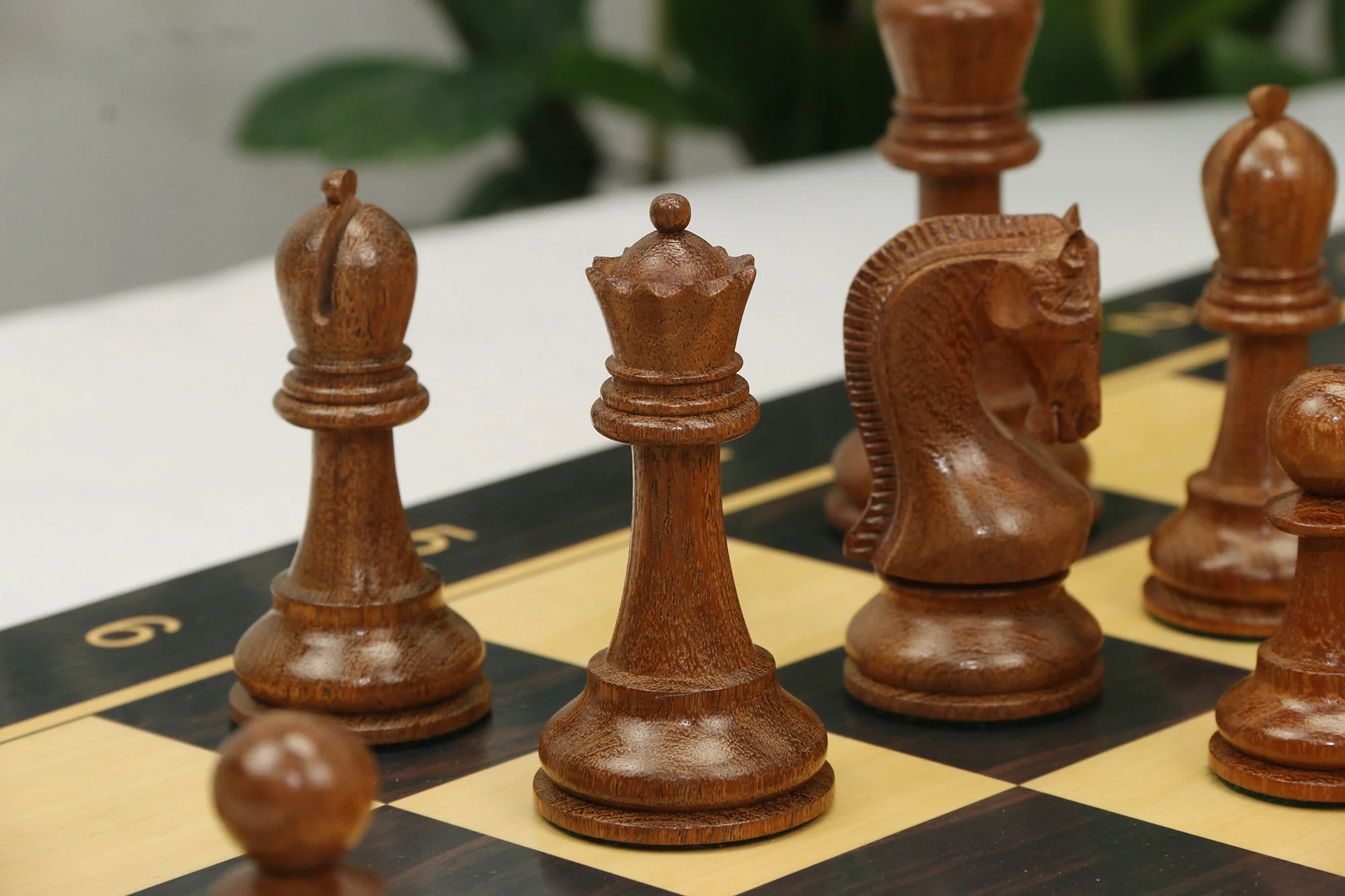 Leningrad Series 4"  Staunton Chess set in Golden Rosewood & Boxwood - Image 15