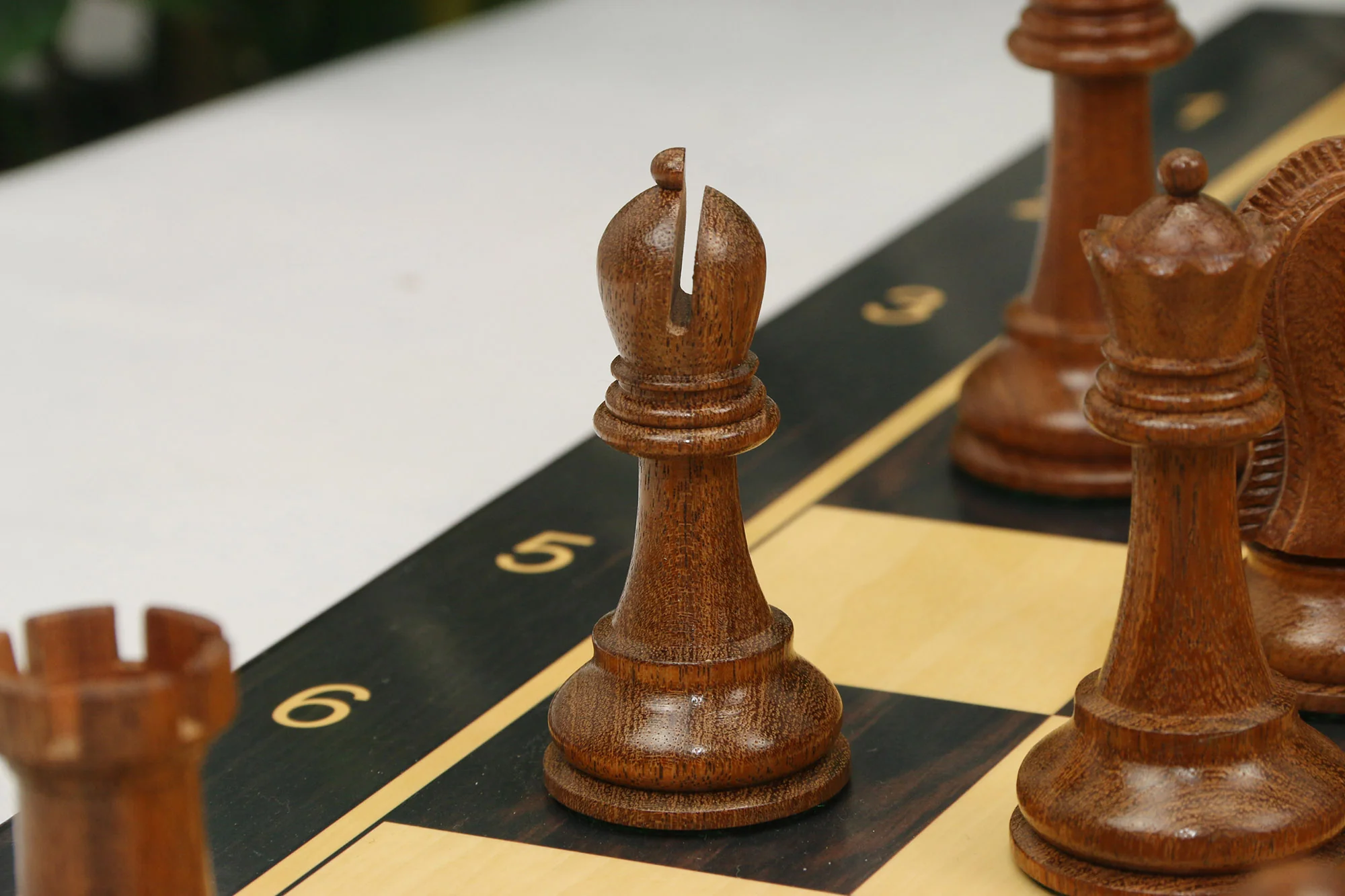 Leningrad Series 4"  Staunton Chess set in Golden Rosewood & Boxwood - Image 20