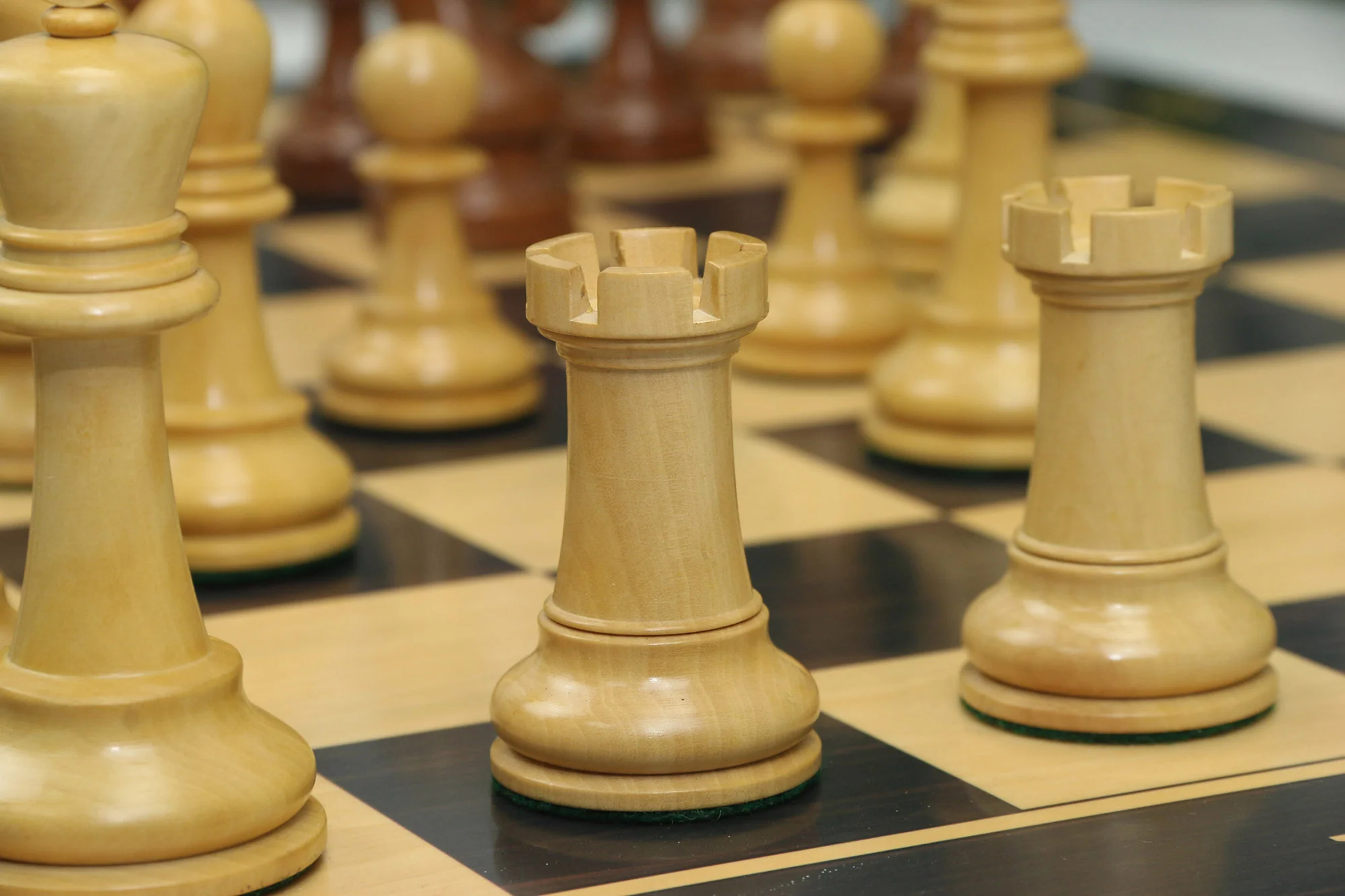 Leningrad Series 4"  Staunton Chess set in Golden Rosewood & Boxwood - Image 21