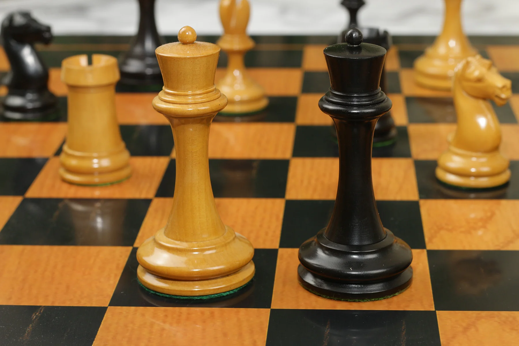 Reproduction Vintage B & Co 1860s Antique Chess Set in Ebony / Antiqued Box wood - 4" King - Image 4