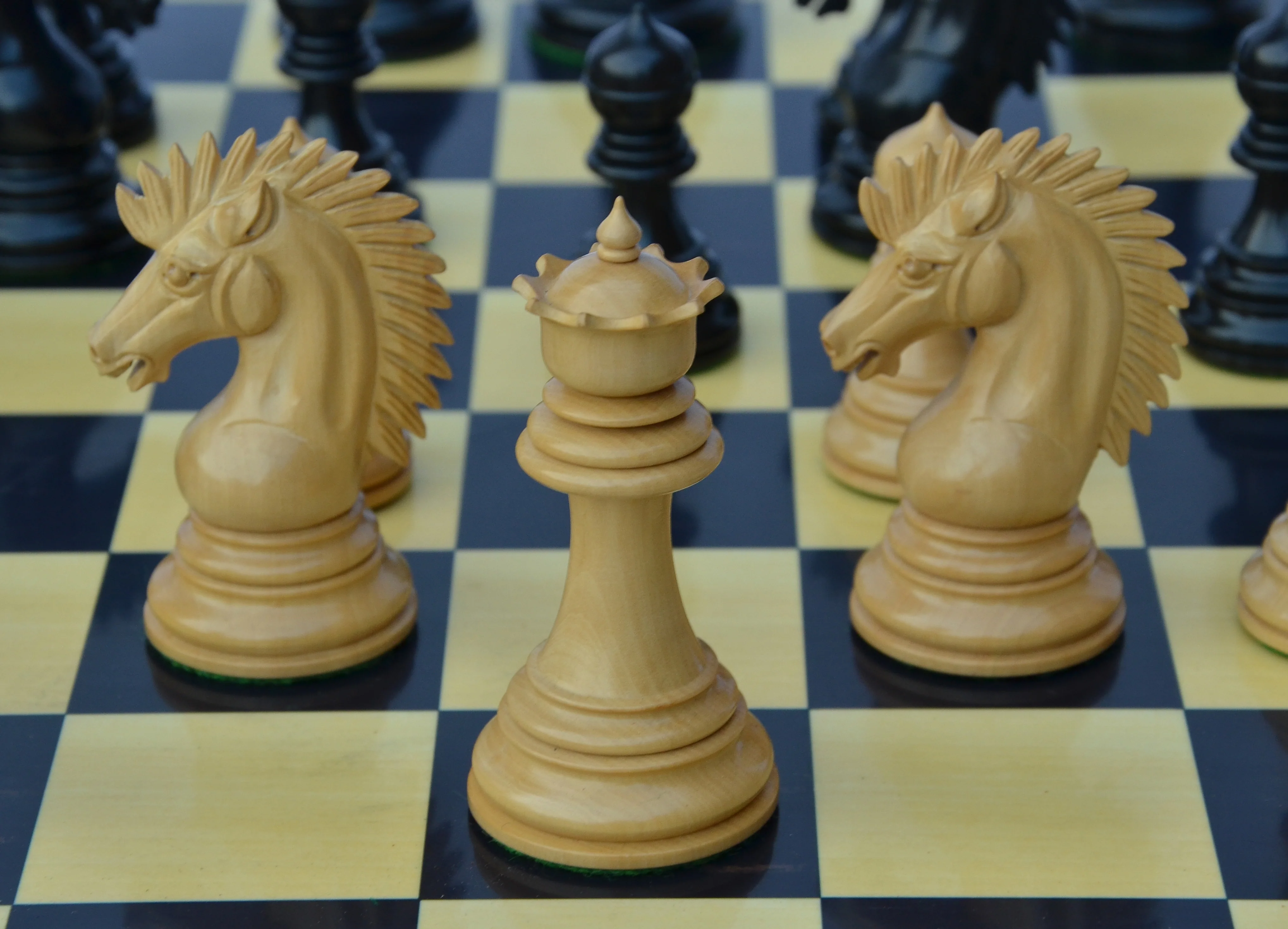 Thebes Series Luxury Staunton 4.4" Ebony Wood Chess Set - Image 12