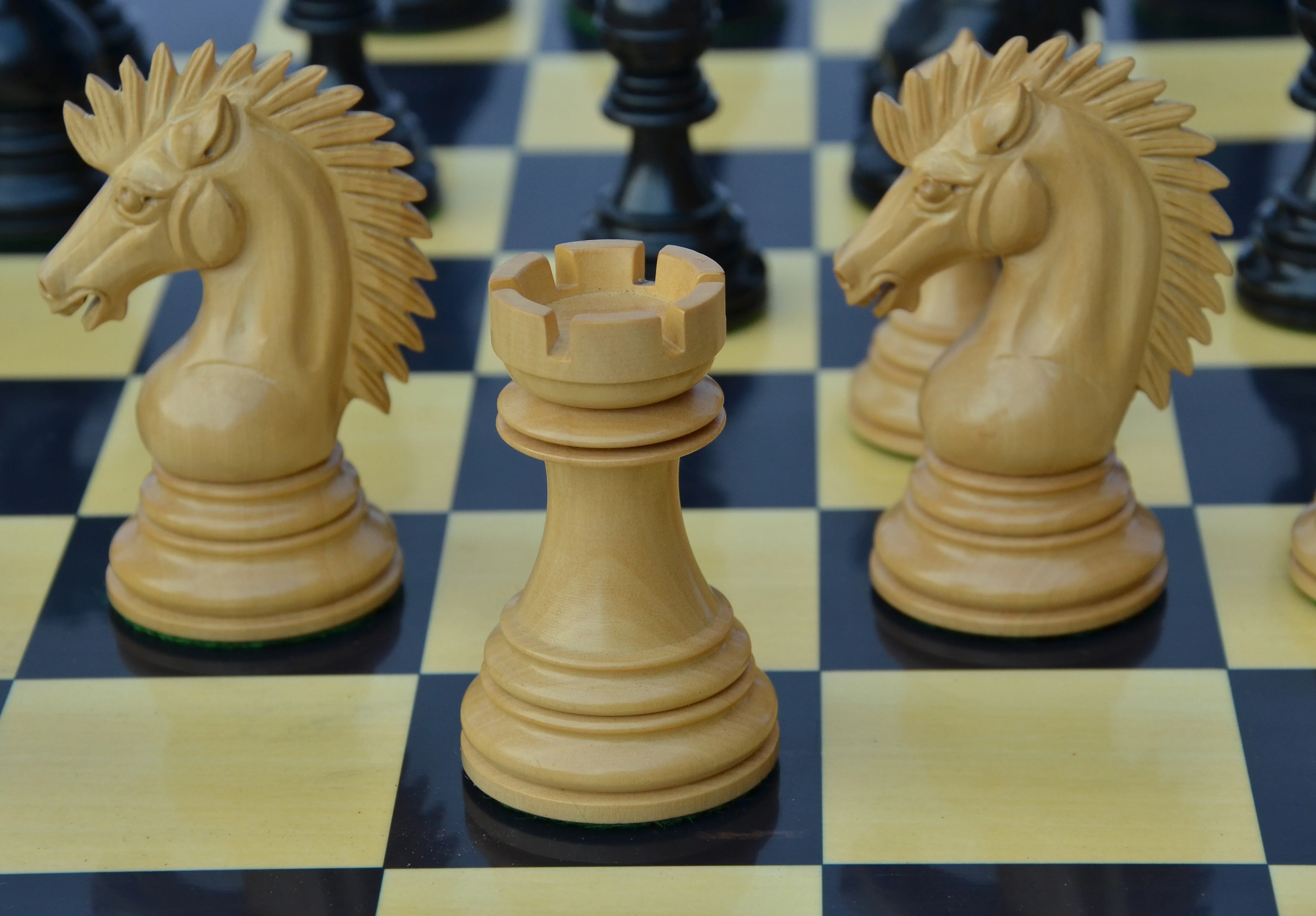 Thebes Series Luxury Staunton 4.4" Ebony Wood Chess Set - Image 13