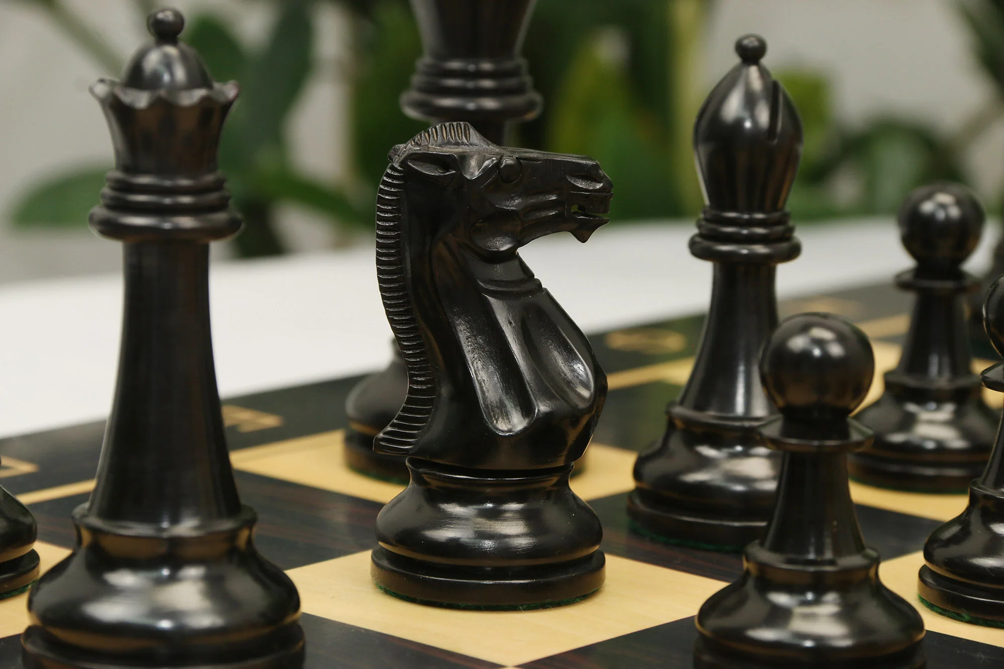 Winchester Series 4" Luxury Staunton Chess Pieces - Ebonised Wood - Image 17