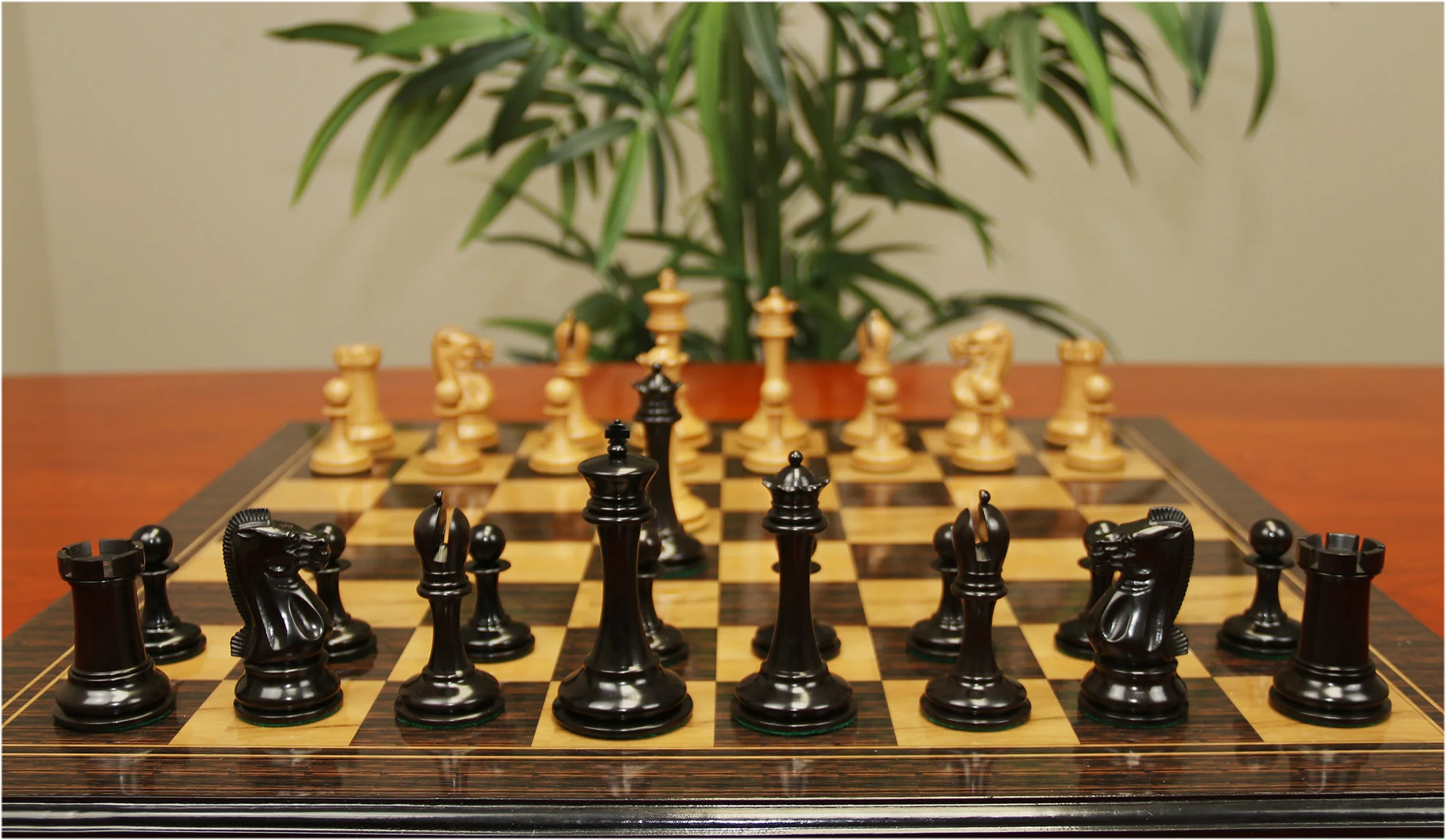 B & Company Reproduced Staunton 4.4" Chess Set in Distressed Boxwood and Ebony - Image 27
